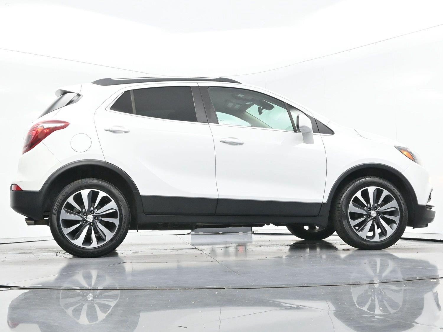 Used 2021 Summit White Buick Preferred image 46