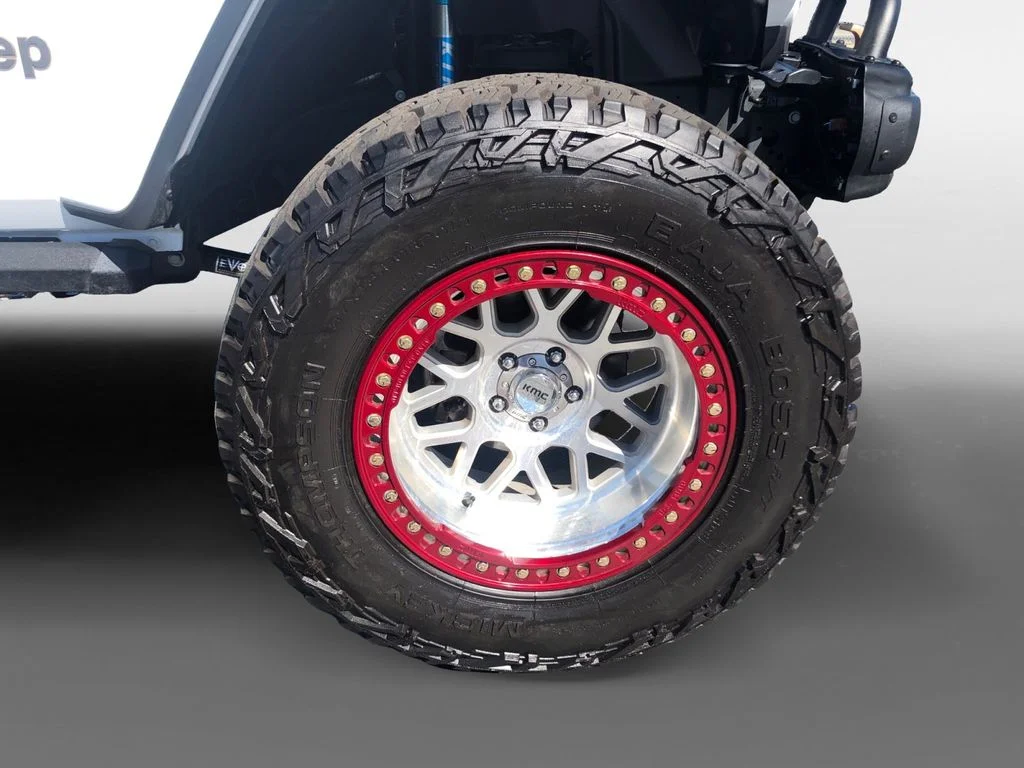 Used 2023 White Jeep Rubicon 392 image 16