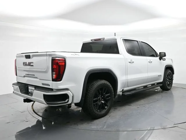 Used 2021 SUMMIT WHITE GMC Elevation image 7