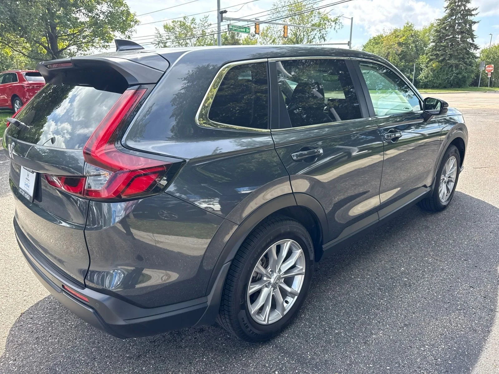 Used 2024 Still Night Pearl Honda EX-L image 5