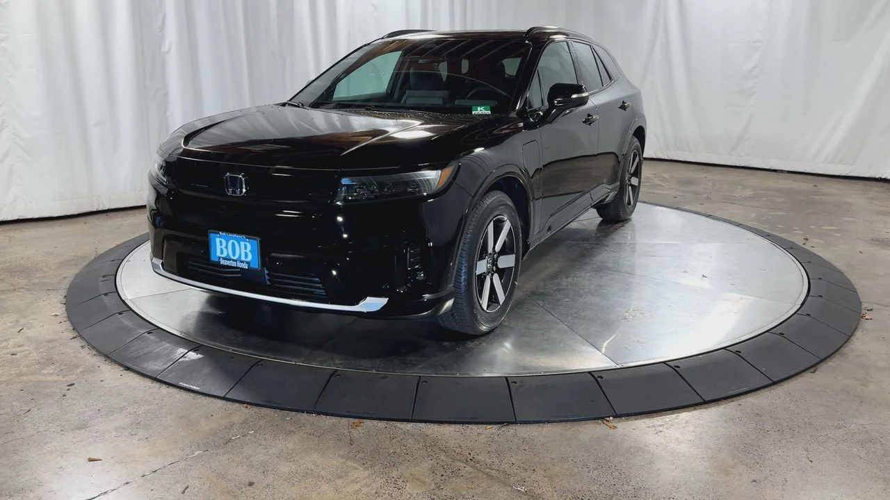 New 2026 Raven Black Honda Touring image 7