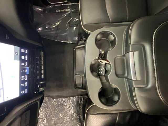 Used 2022 White Ram Laramie image 22
