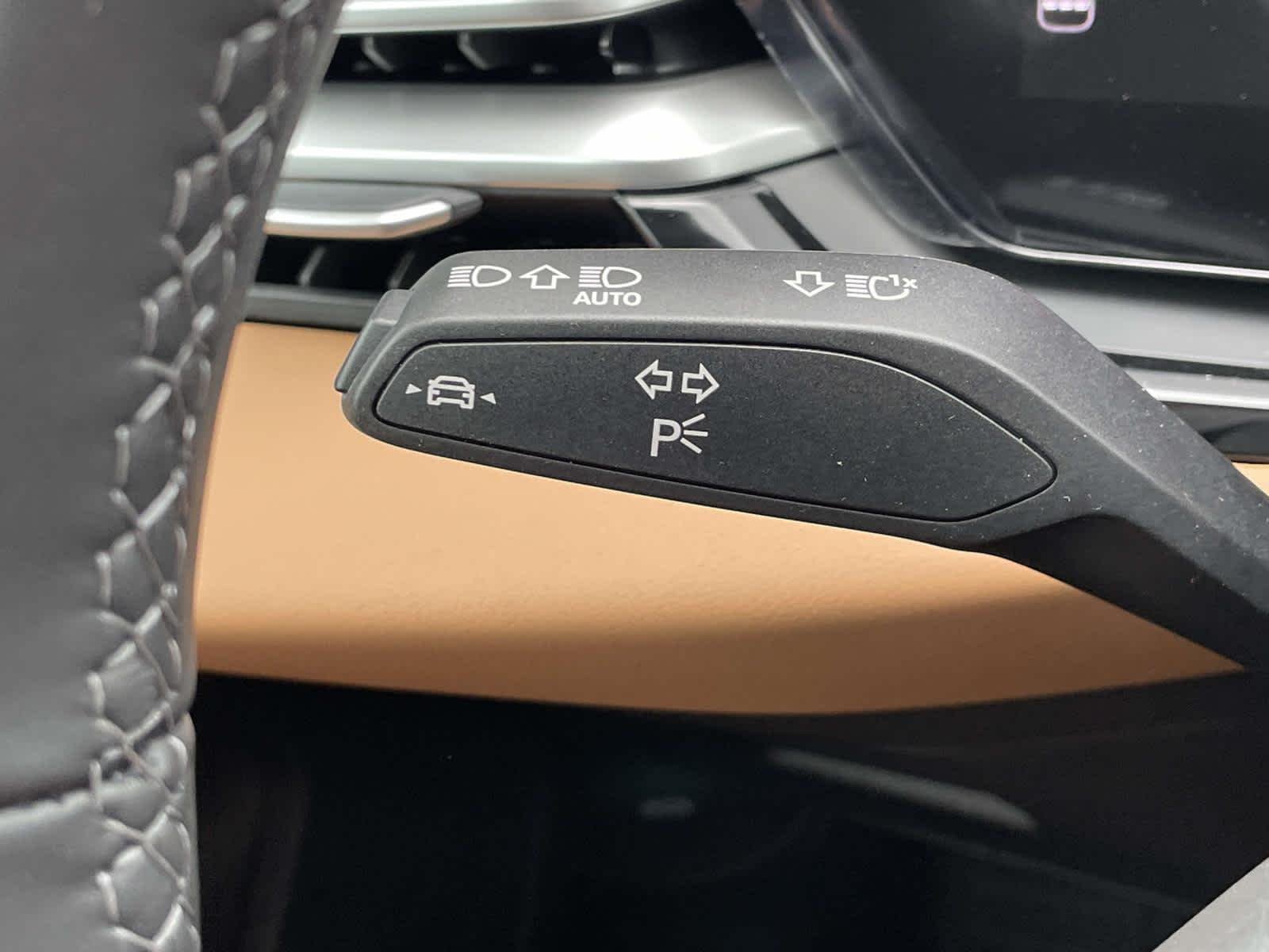 New 2026 2Y2Y/White Audi Premium Plus image 33