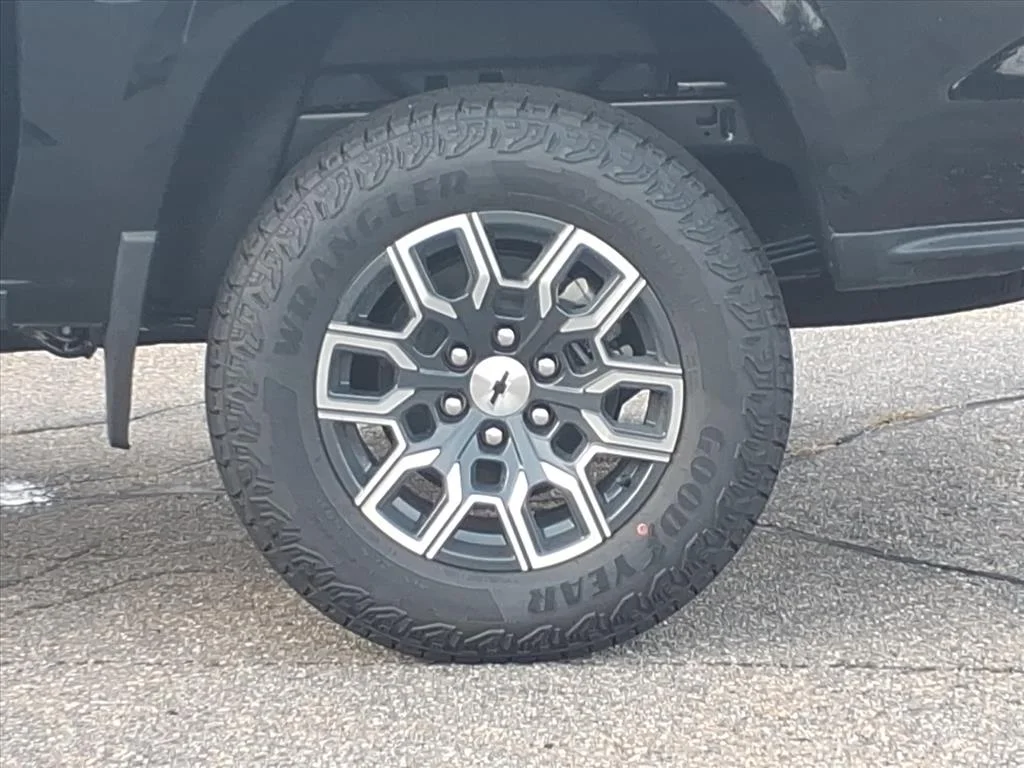 New 2026 Black Chevrolet Z71 image 5