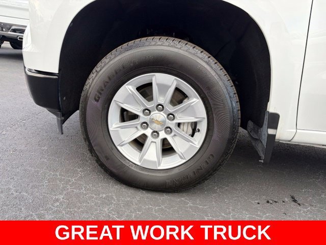 Used 2024 Summit White Chevrolet WT image 9