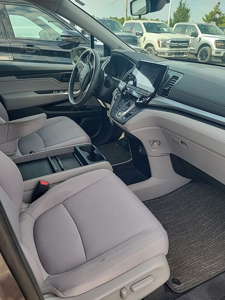 Used 2024  Honda EX image 10