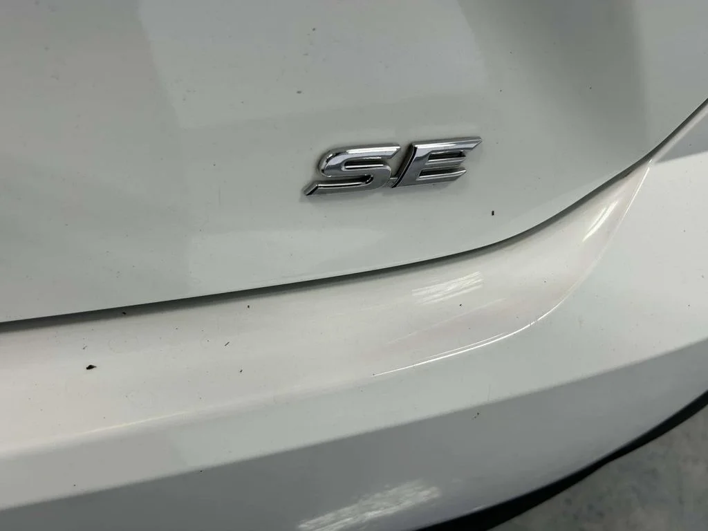 Used 2025 White Toyota SE image 11
