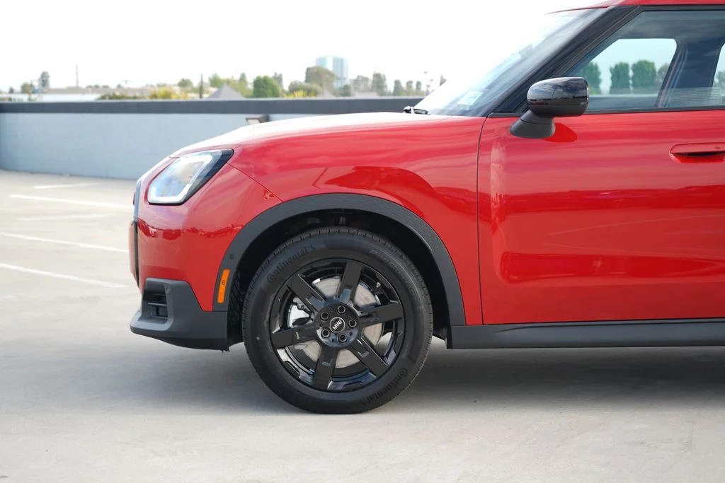 New 2027  MINI Signature Plus image 2