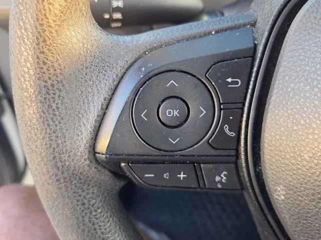 Used 2019 White Toyota LE image 26