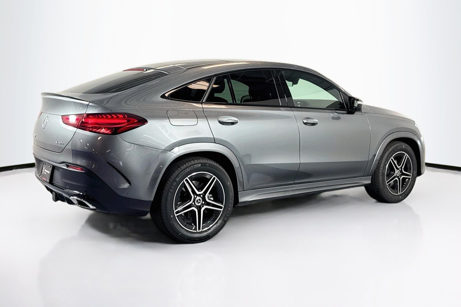 New 2026 Selenite Grey Metallic Mercedes-Benz GLE 450 image 5