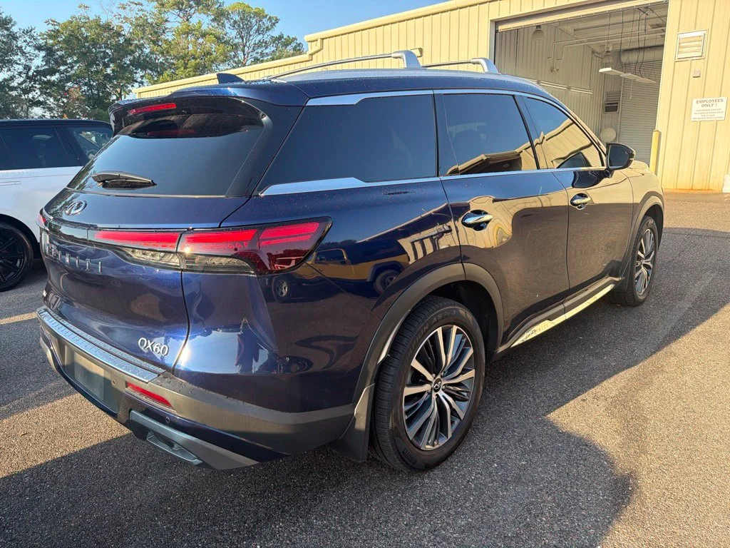 Certified Used 2023 Blue INFINITI Sensory image 8