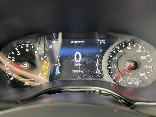 Used 2023 Gray Jeep Latitude Lux image 25
