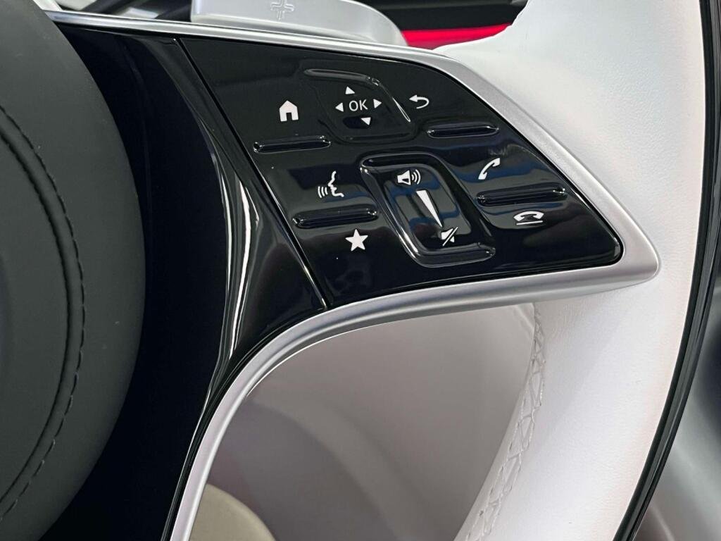 New 2026 MANUFAKTUR Garnet Red Metallic (Red Ambiance) Mercedes-Benz Maybach SL 680 Monogram Series image 35