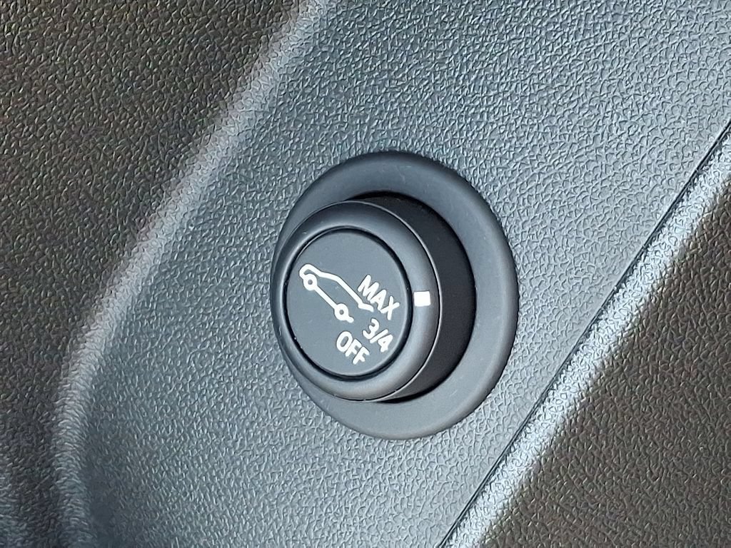 Certified Used 2024 Lakeshore Blue Metallic Chevrolet LT image 27