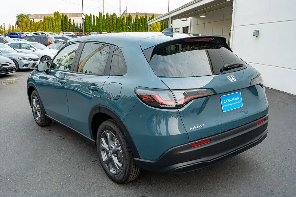 New 2027 Nordic Forest Pearl Honda LX image 8