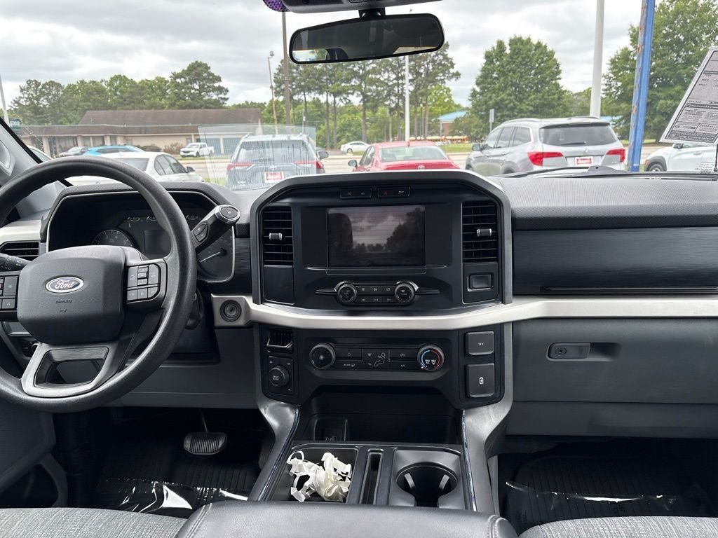 Used 2021 White Ford XLT image 10