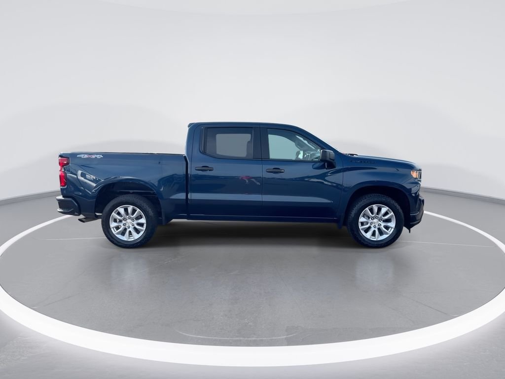 Used 2021 Blue Chevrolet Custom image 9