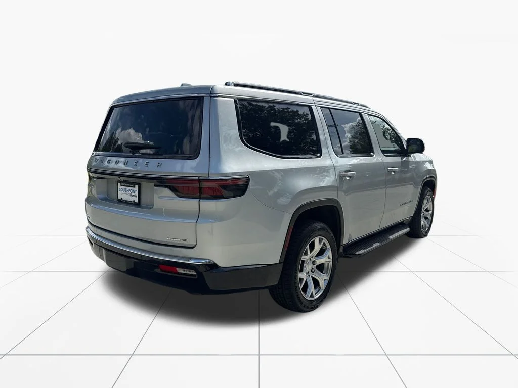 Used 2022 Silver Jeep Series II image 8