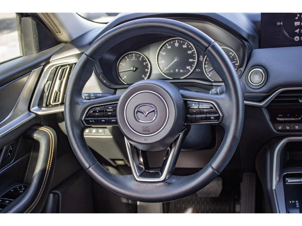 Used 2026 Machine Gray Metallic Mazda Preferred image 40