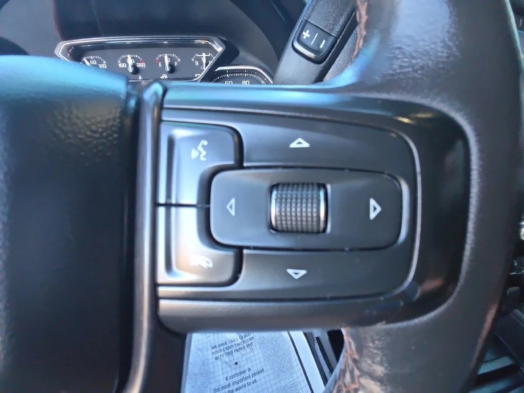 Used 2021 ONYX BLACK GMC AT4 image 25