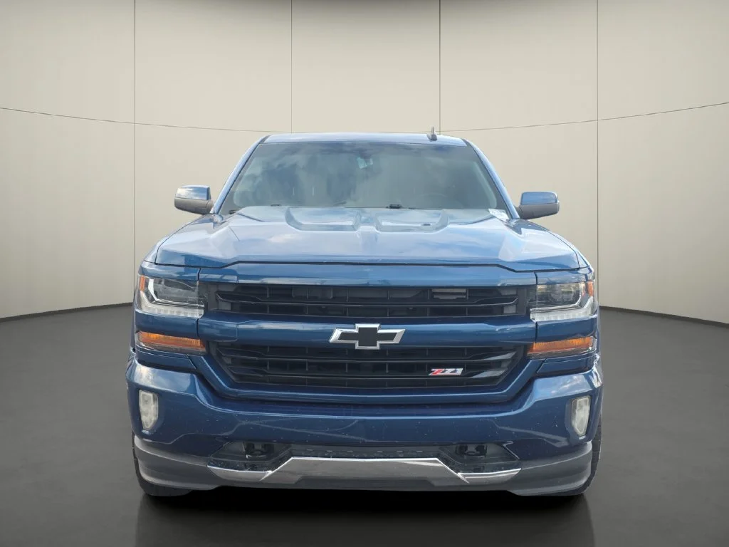 Certified Used 2018 Blue Chevrolet LT image 2