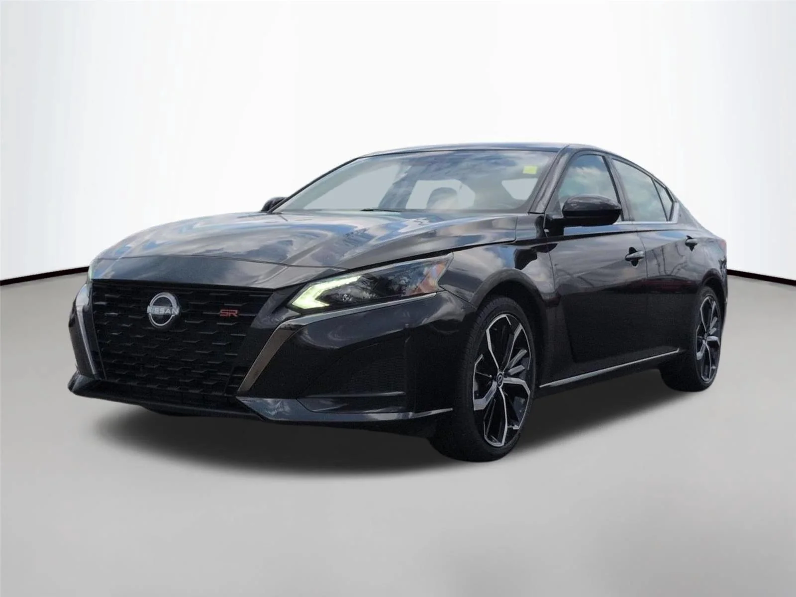 Used 2024 Super Black Nissan 2.5 SR image 1