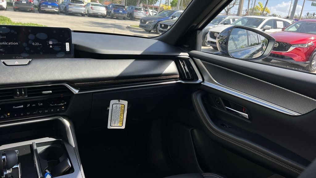 2025 Mazda CX-90 Premium Package - Photo 17
