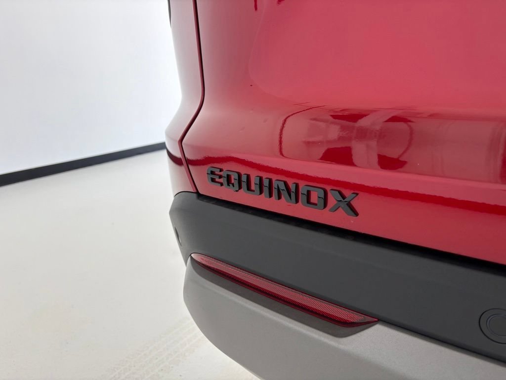 2027 Chevrolet Equinox LT - Photo 25