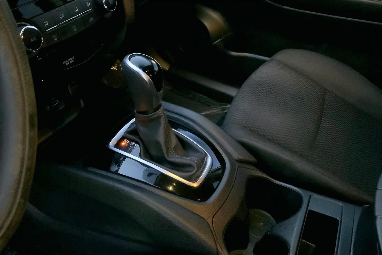 Used 2019 Brilliant Silver Metallic Nissan S image 14