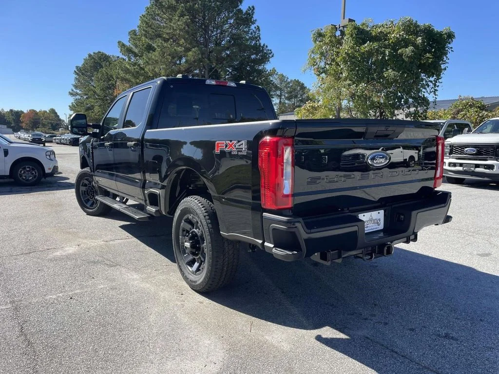 New 2026 Black Ford XL image 25