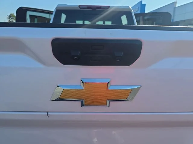 Used 2025 Beige Chevrolet High Country image 14