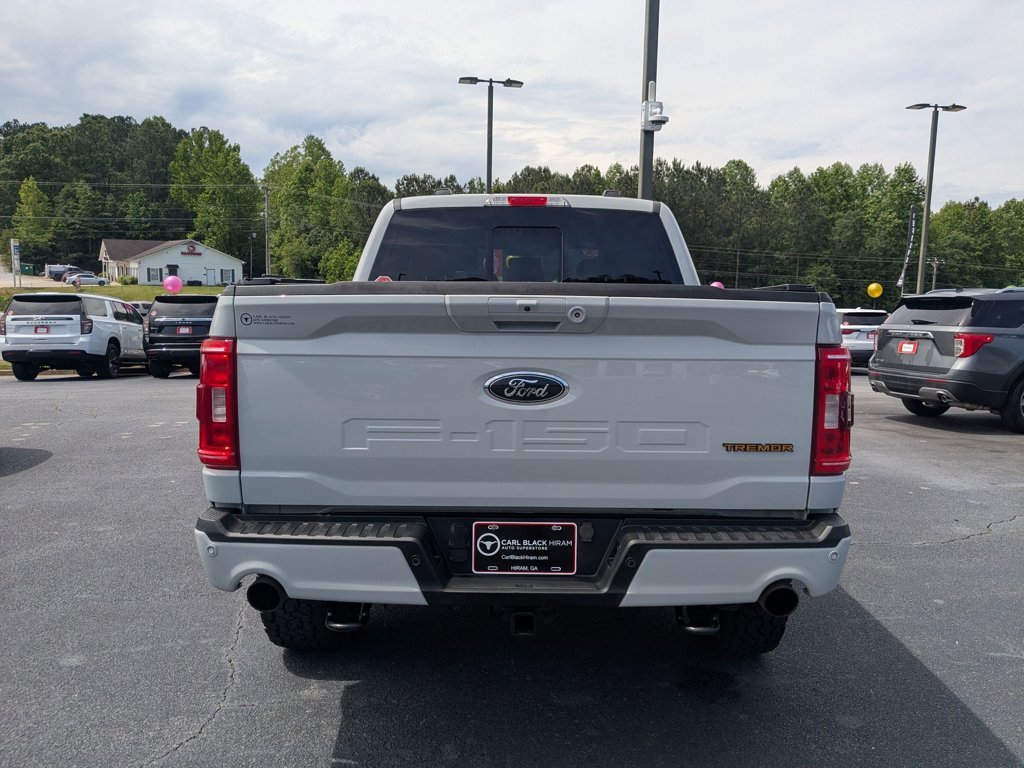 Used 2023  Ford Tremor image 6