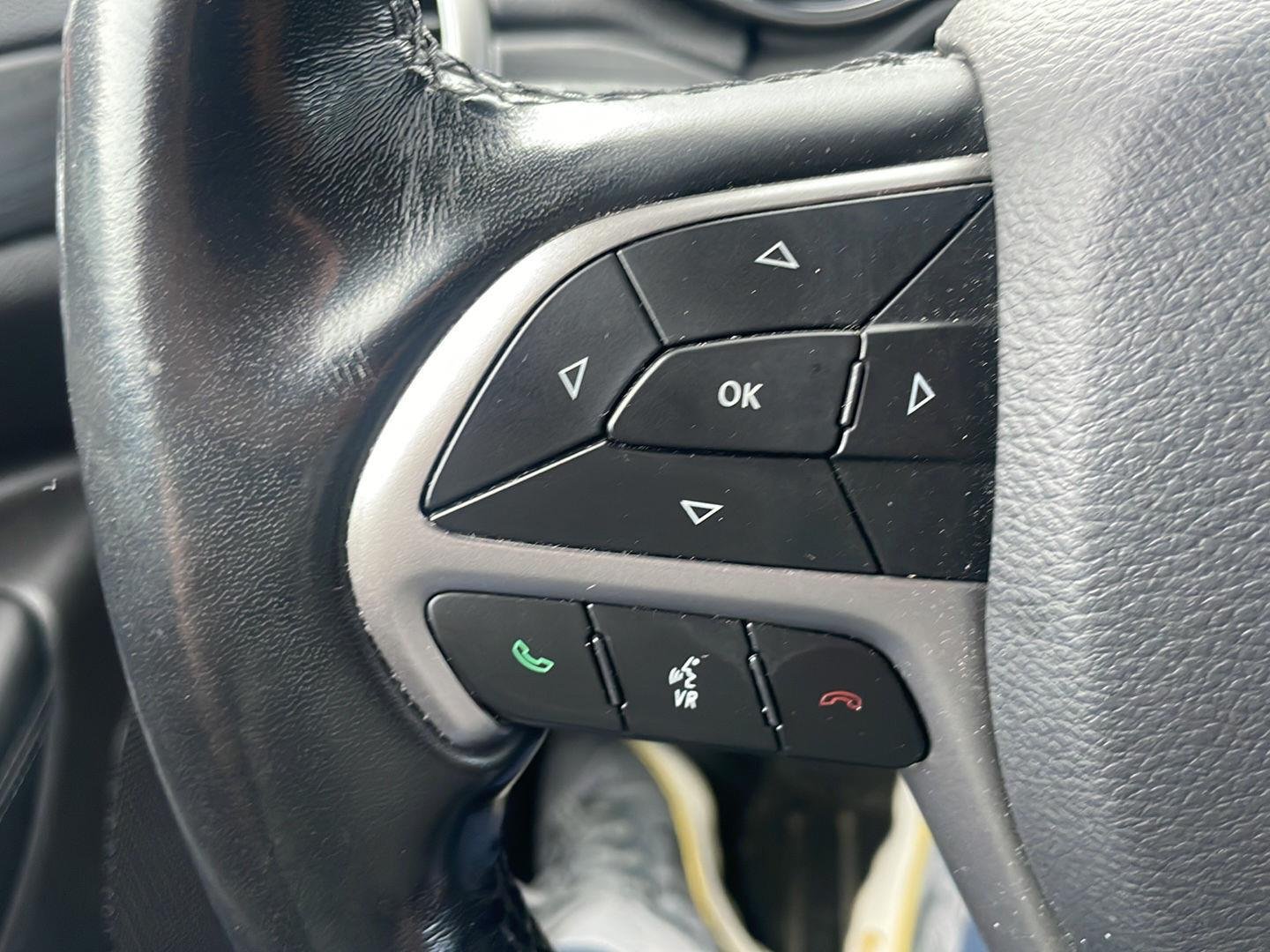 Used 2020 Bright White Clearcoat Jeep Altitude image 2