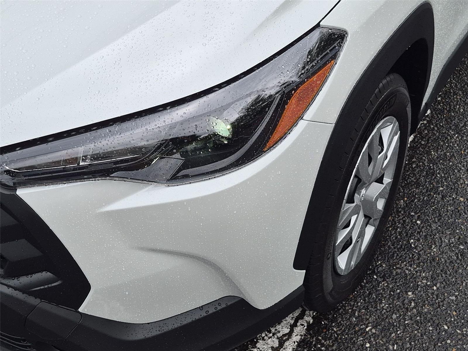 New 2026 Wind Chill Pearl Toyota L image 9