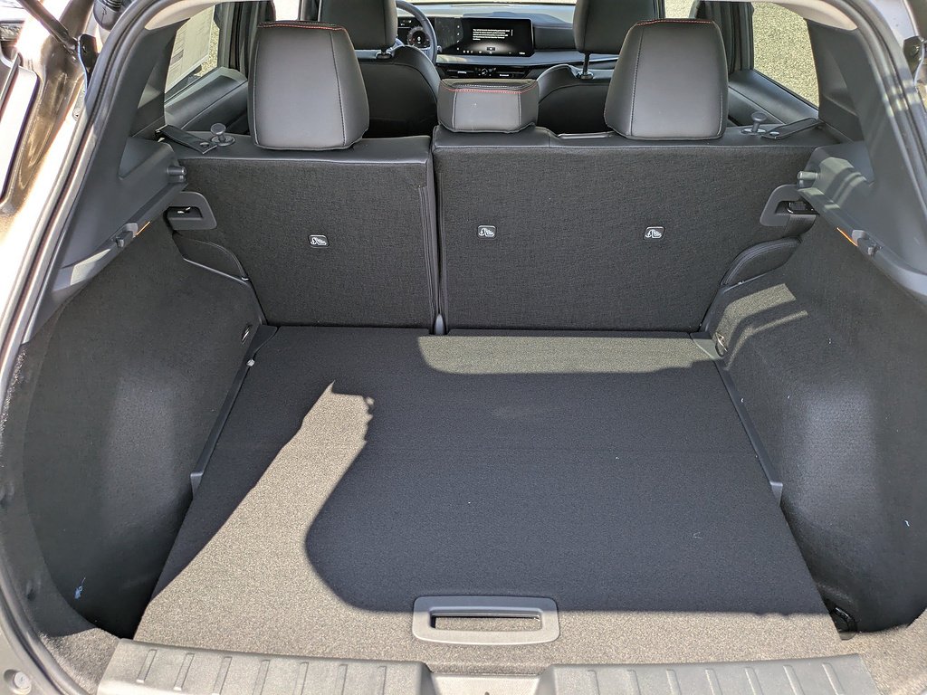 2026 Nissan KICKS SR - Photo 9