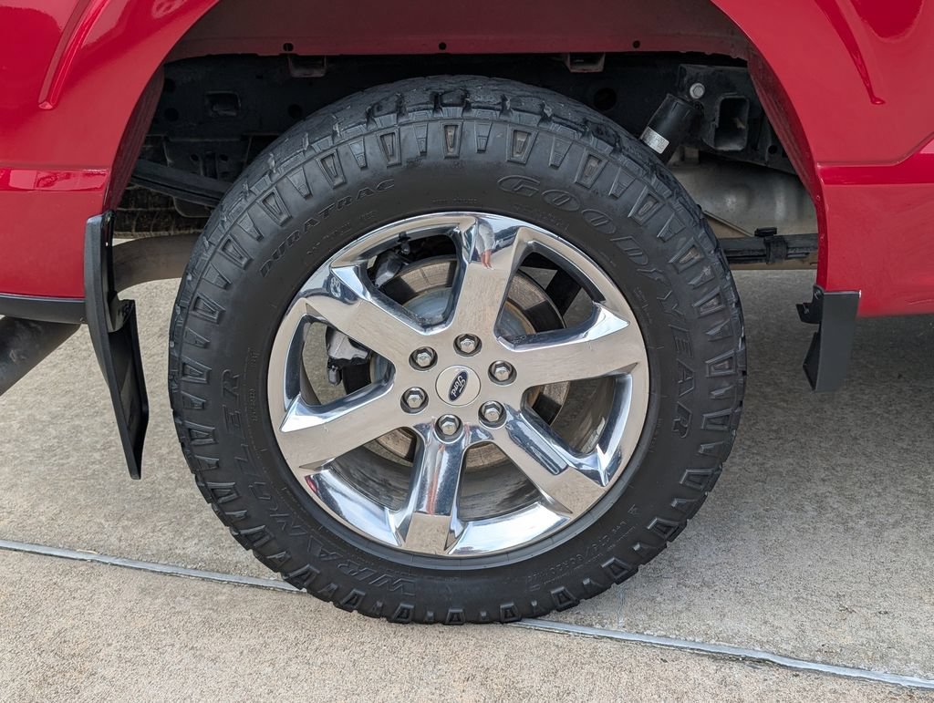 Used 2022 Red Ford LARIAT image 3