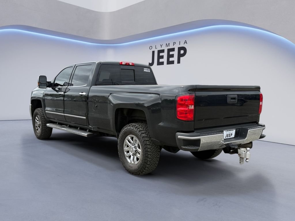 Used 2019 Black Chevrolet LTZ image 3