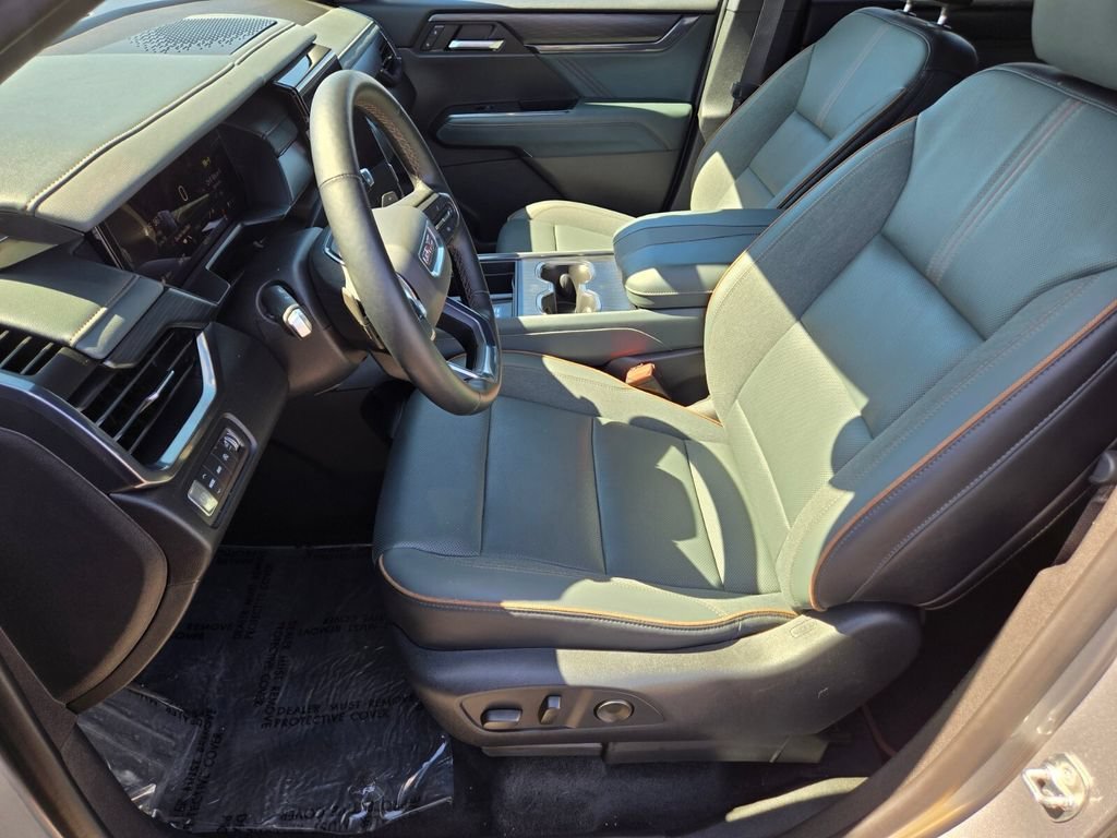 Used 2024 Sterling Metallic GMC AT4 image 10
