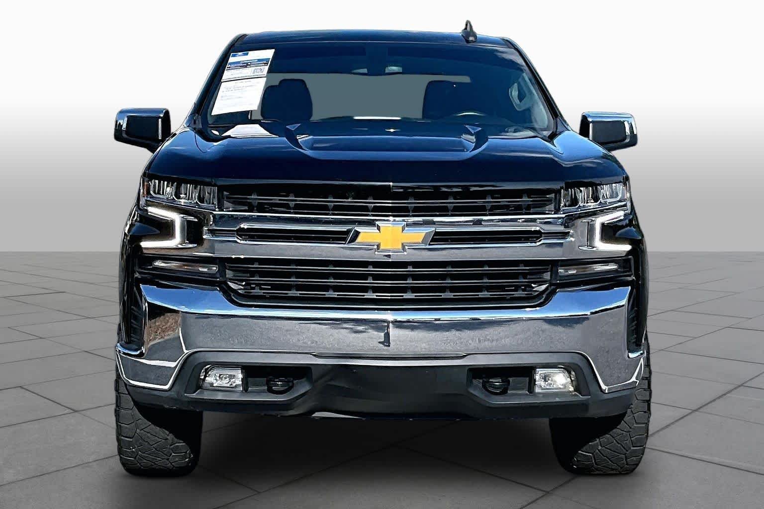 Used 2021 Black Chevrolet LT image 4