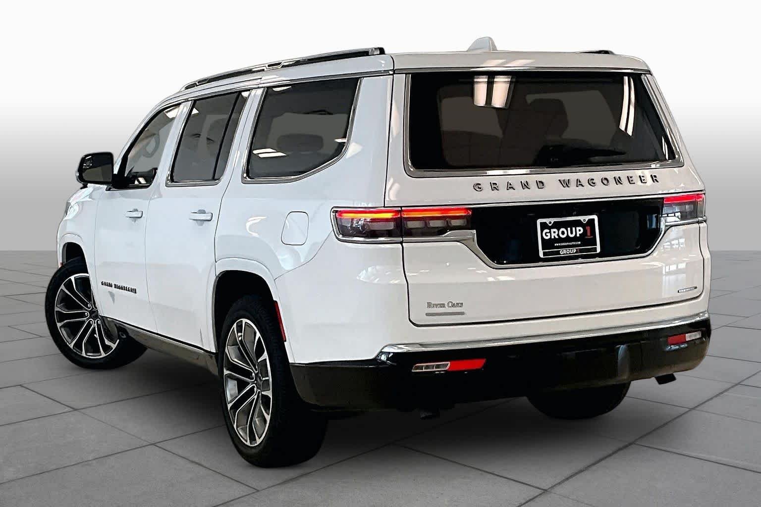 Used 2023 Bright White Clearcoat Jeep Series III image 10
