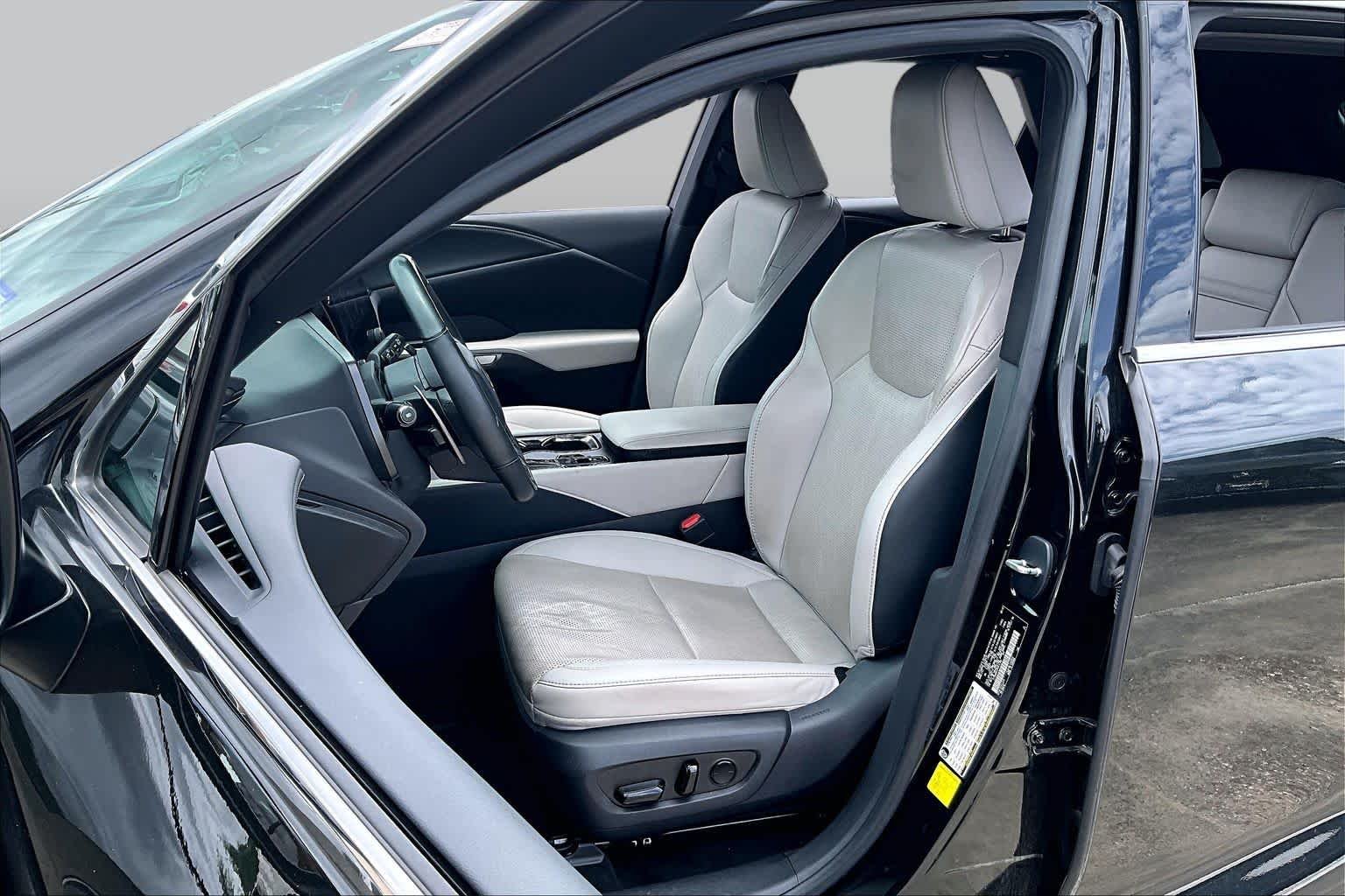 Used 2023 Caviar Lexus Premium Plus image 7