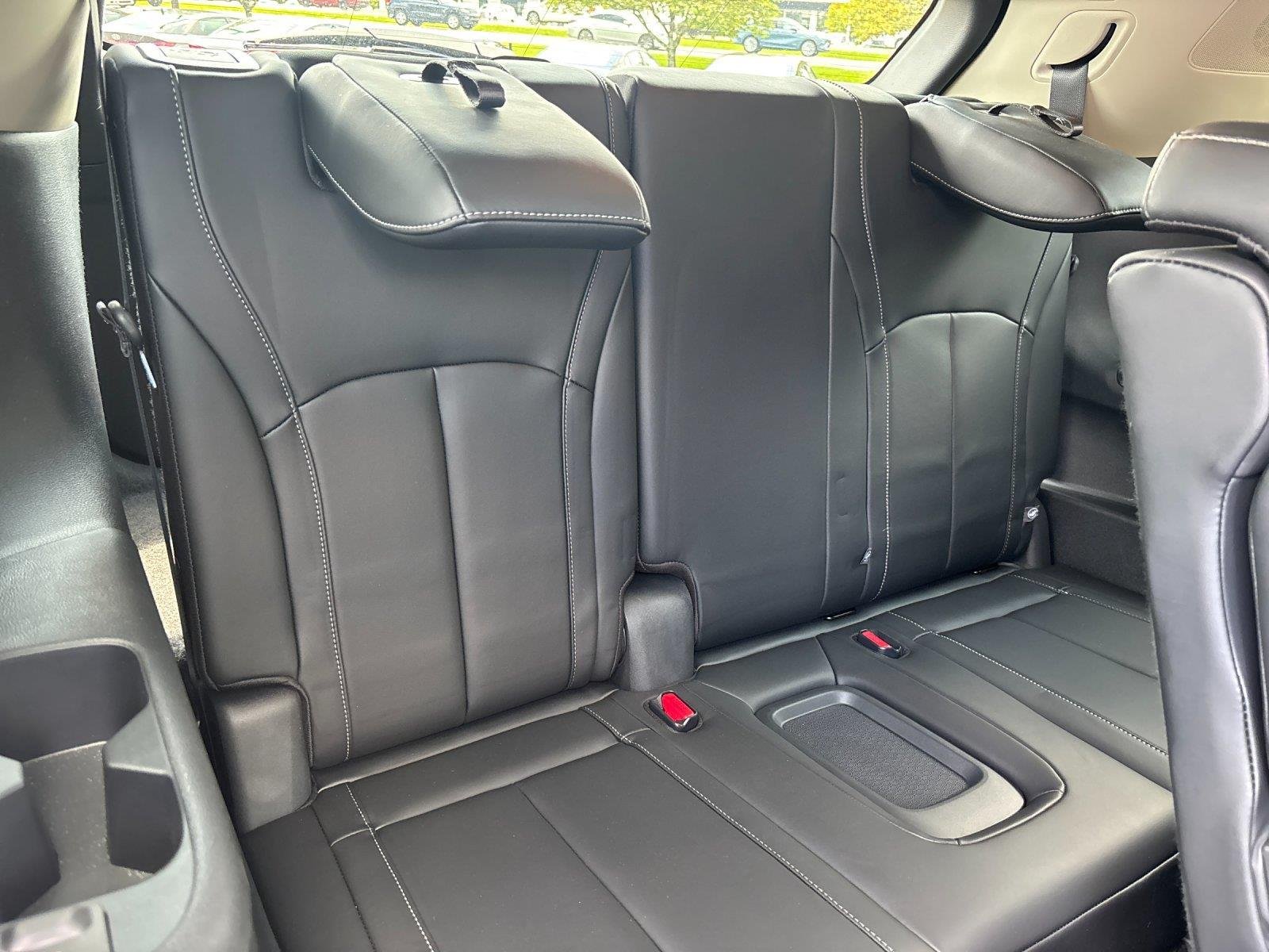 Used 2025 Mineral Black INFINITI PURE image 38