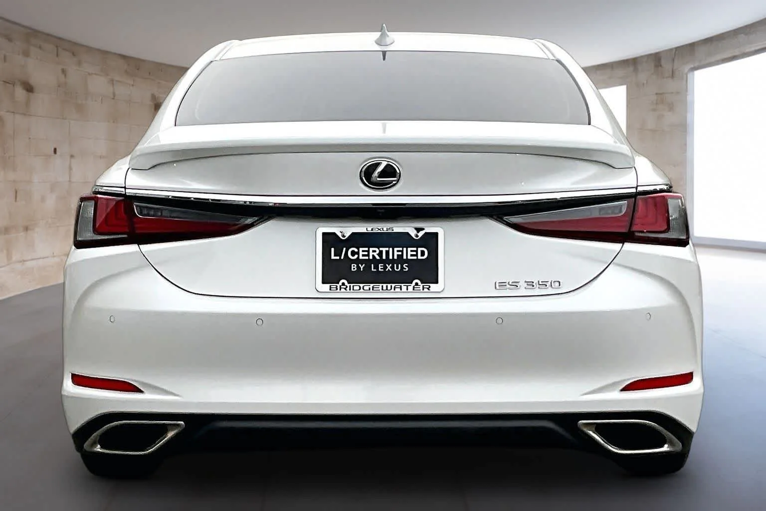 Certified Used 2022 EMINENT WHITE PEARL Lexus  image 6
