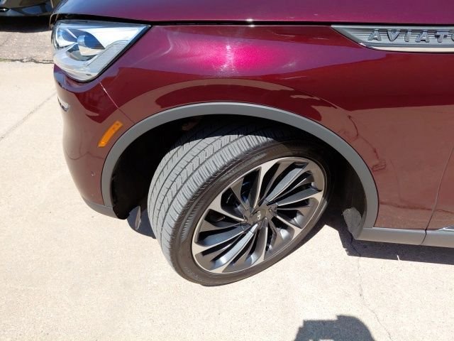 Used 2020 Burgundy Lincoln Reserve image 40