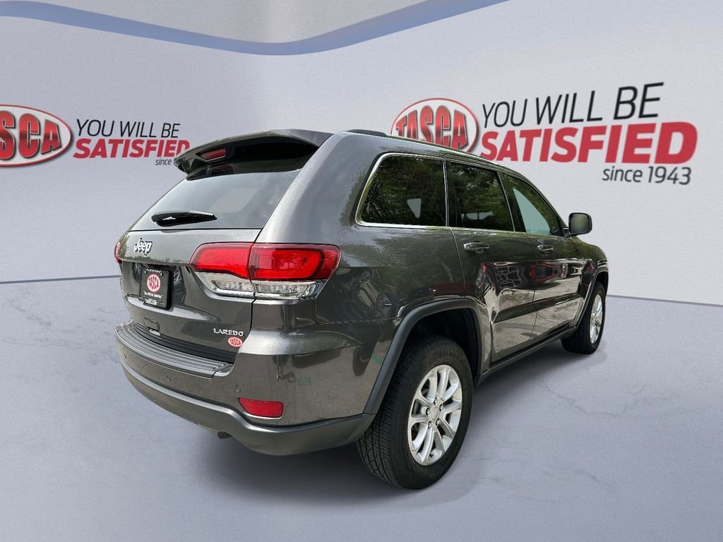 Used 2021 Gray Jeep Laredo E image 2