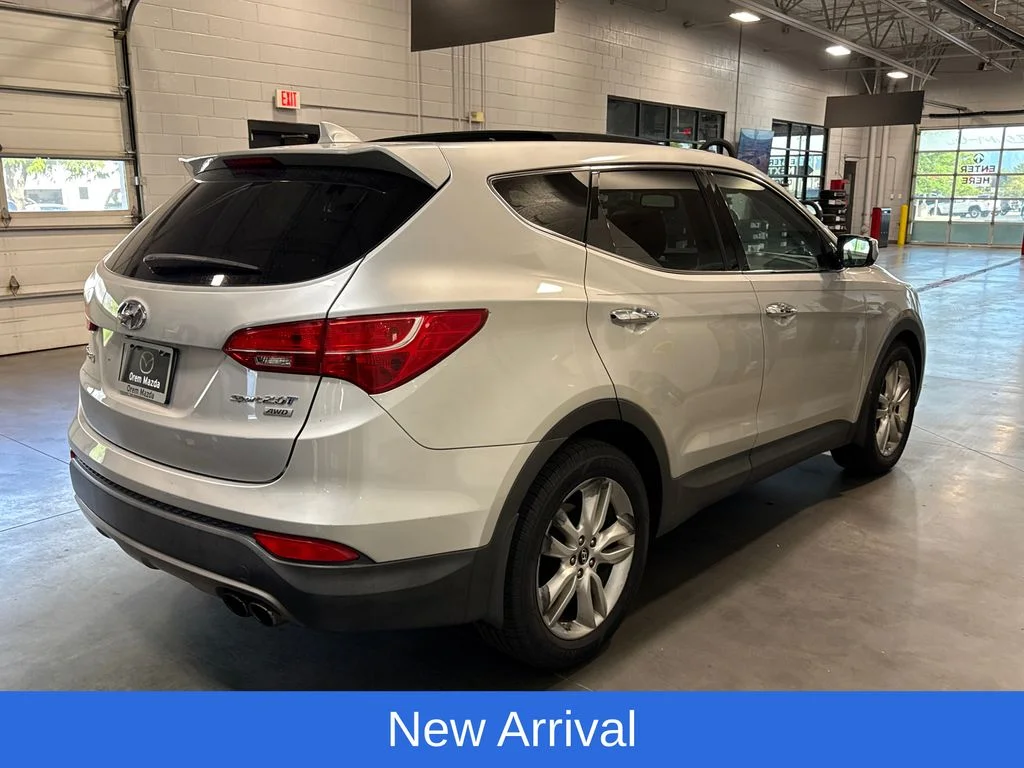 Used 2013 Silver Hyundai 2.0L Turbo image 4