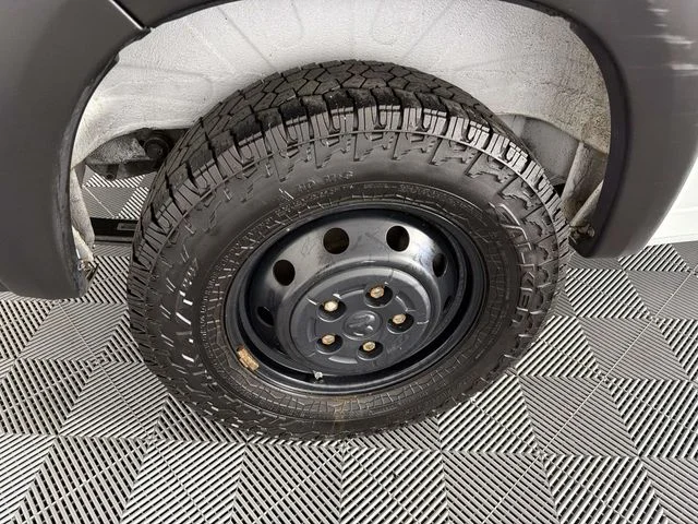 Used 2022 White Ram Base image 11