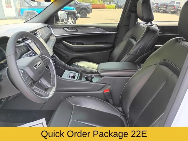 Used 2025 White Jeep Limited image 14