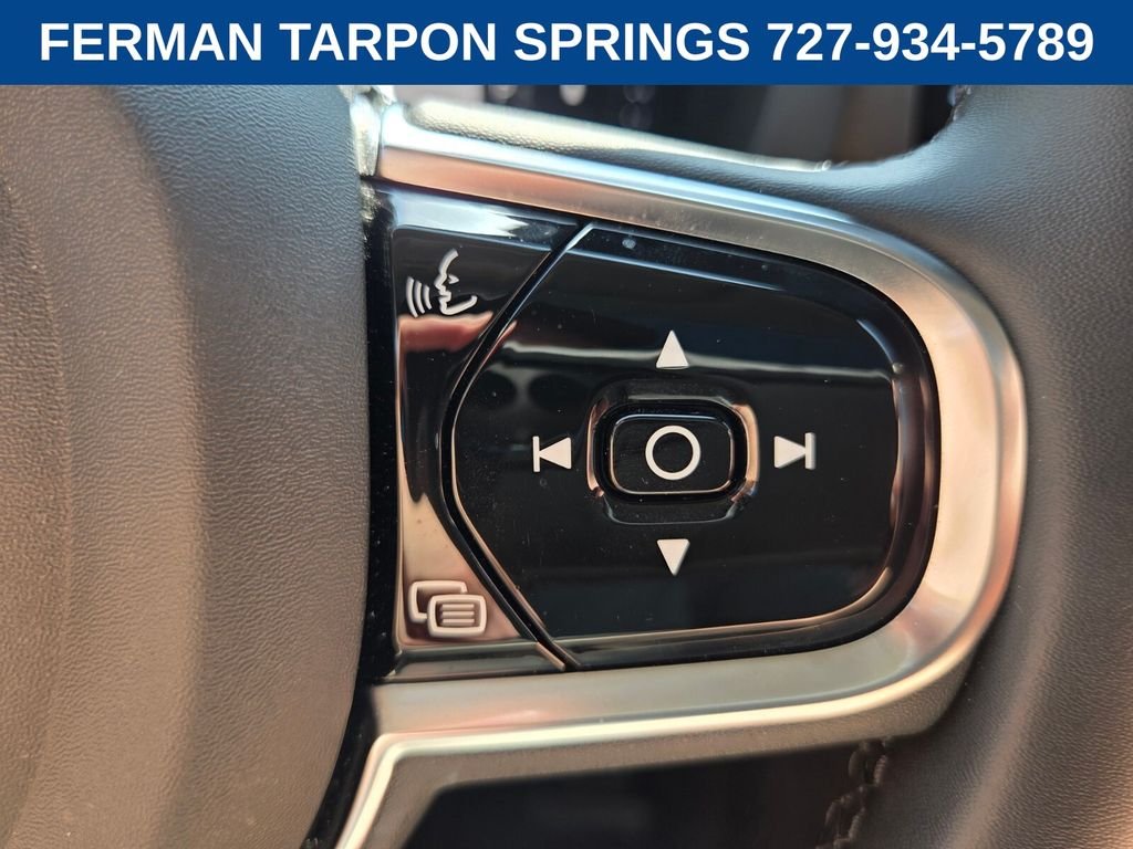 Certified Used 2024 Onyx Black Volvo Plus image 30
