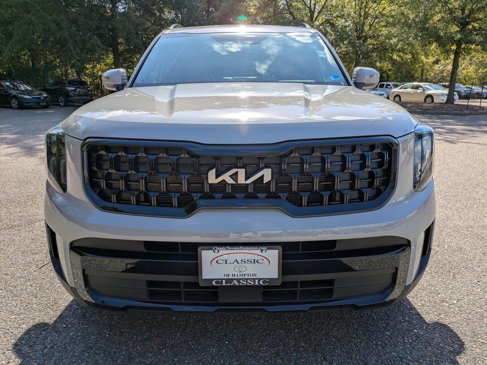 Used 2024 Wolf Gray Kia EX X-Line image 9